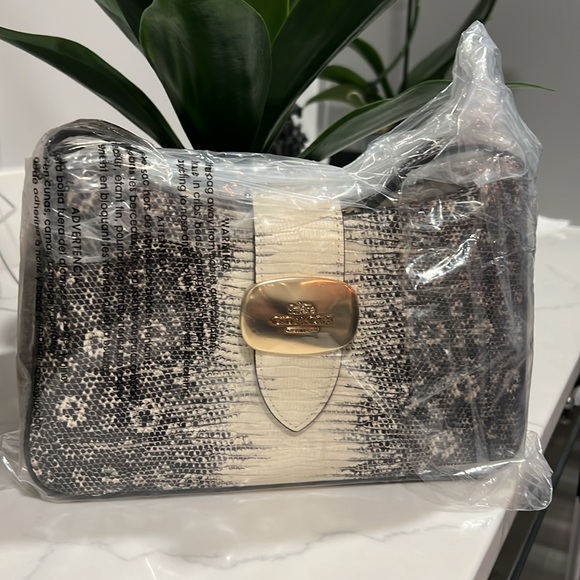 SOLD! Coach Lizard Embossed Eliza Shoulder Bag - Picture 6 of 7